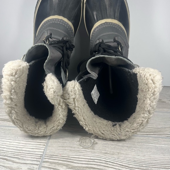 Sorel Carnival Grey Waterproof Winter Snow Boot - Women’s 8 - Picture 6 of 9